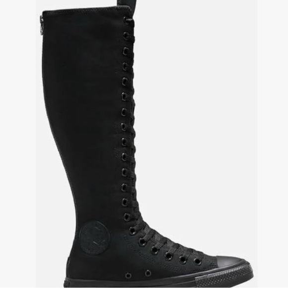 Converse Chuck Taylor High Black Lace-Up Boots. 9.5 - Picture 1 of 7